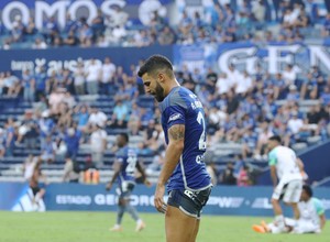Desde Emelec respondieron a Alexander González: "No solo Emelec pasa momentos complicados"