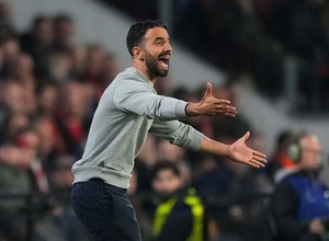 Manchester United, muy cerca de cerrar un nuevo entrenador
