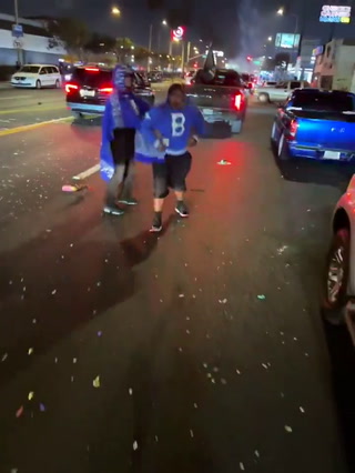 Se desataron peleas en Los Ángeles tras el triunfo de los Dodgers