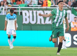 El Racing muletto no pudo aguantarlo: 1-2 ante Banfield