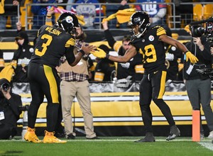 Steelers sufrieron, pero al final se impusieron a  Giants 