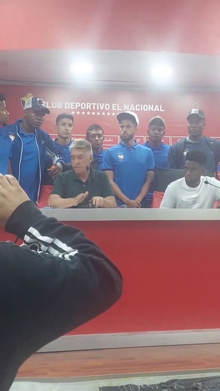 Los jugadores de El Nacional pidieron ayuda a las Fuerzas Armadas